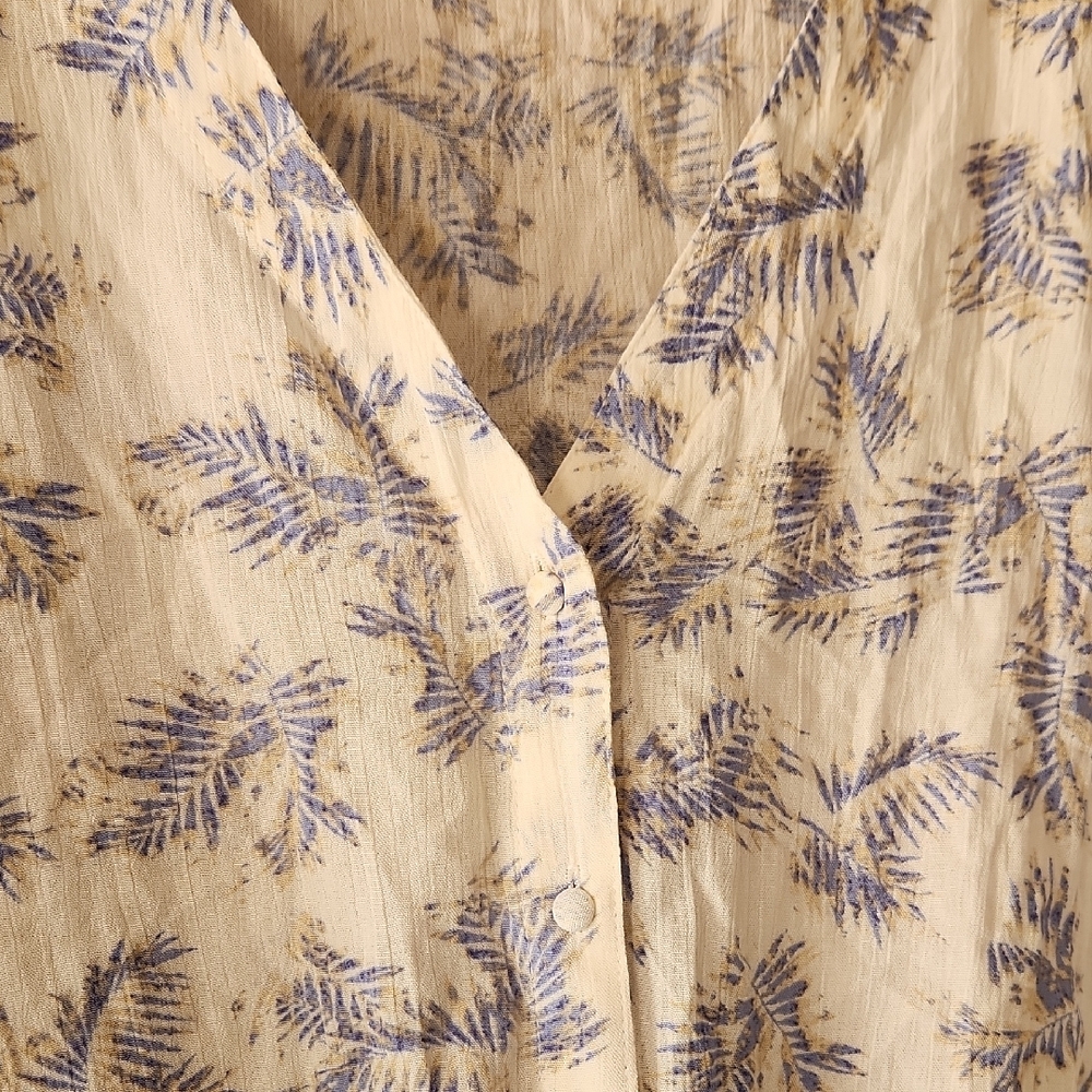 Cream Buttoned Relaxed Blouse - Picture 5 of 5